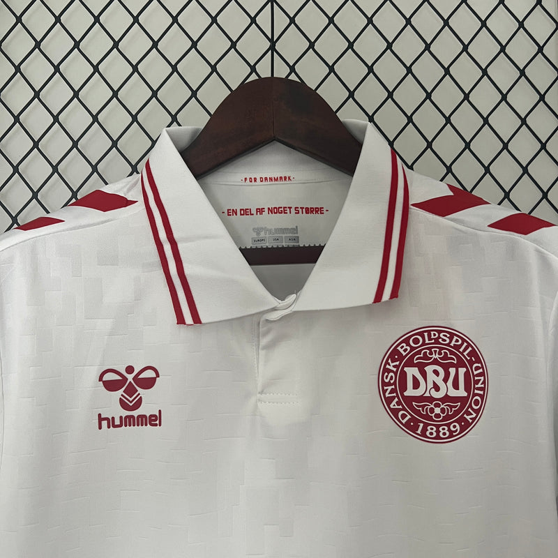 Camisa Dinamarca Away 2024 - Hummel Torcedor Masculina - Eurocopa 2024
